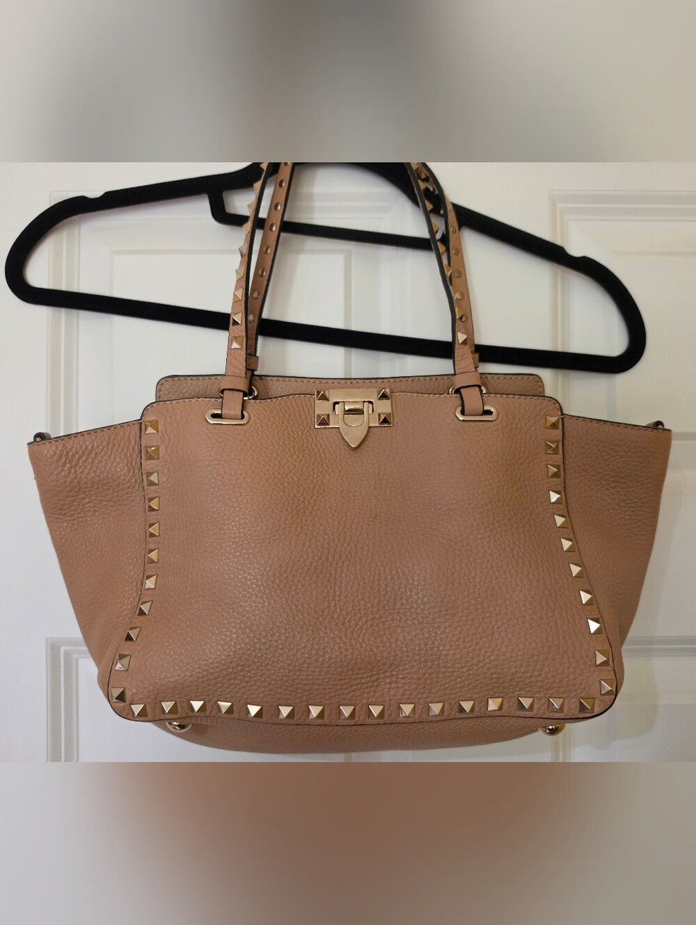 Valentino Garavani Rockstud Tote Bag - Nude Beige Leather With Gold Rockstuds
